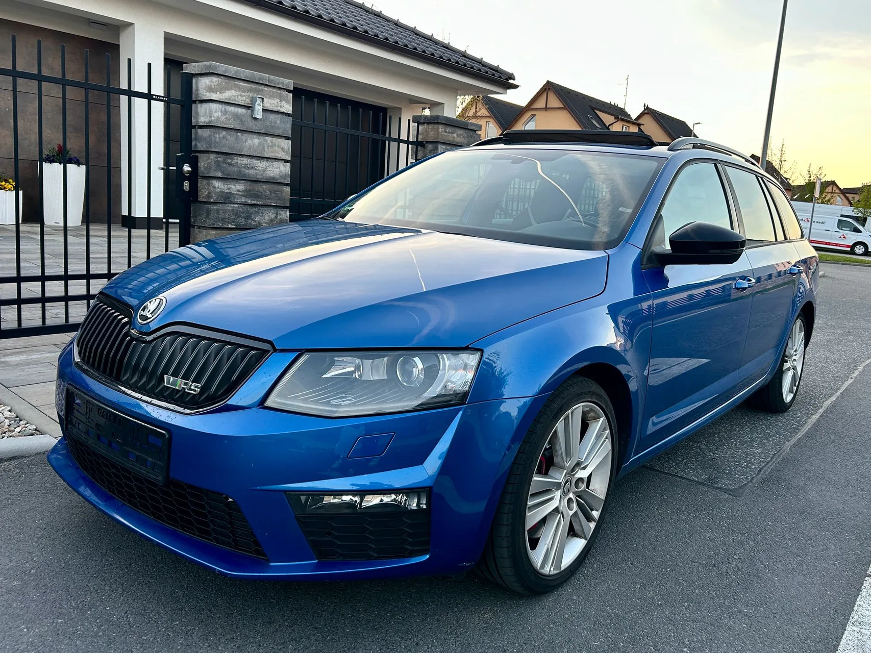ŠKODA OCTAVIA 3 COMBI RS 2.0TDI 135KW/PANORAMA/NAVI/SERVISKA 2014