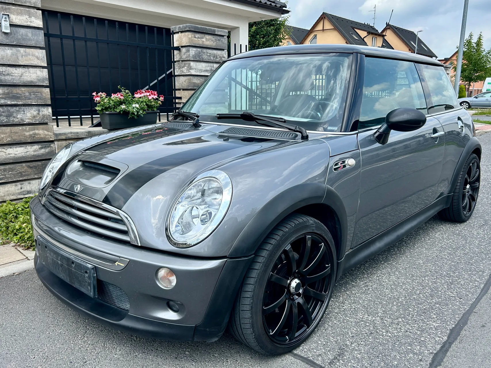Mini Cooper S 120kW / 1.6i, benzín, kompresor, R53 2004
