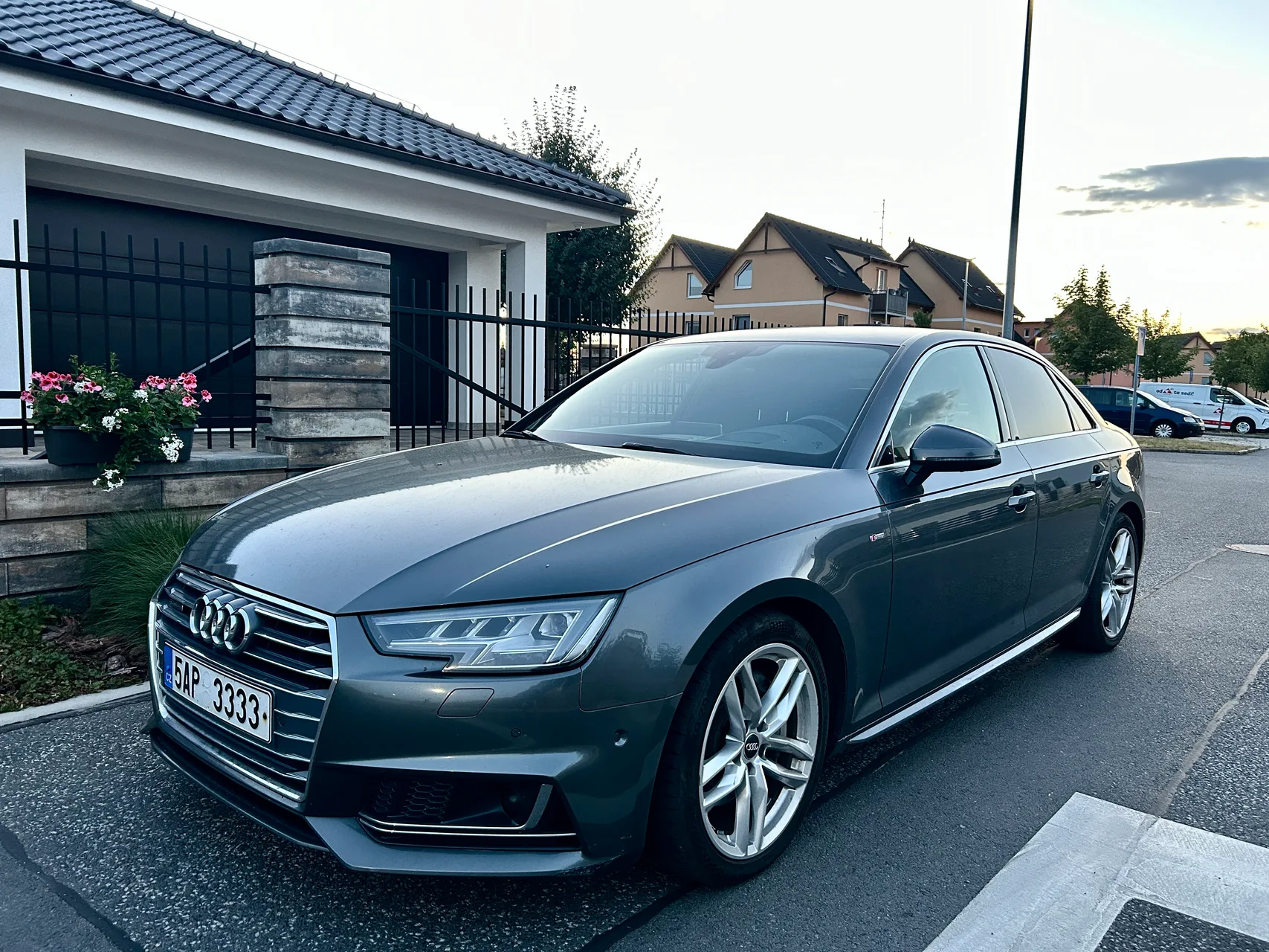 Audi A4 B9 Quattro 3.0 TDI 160KW NOVÁ STK, TOP STAV 2016